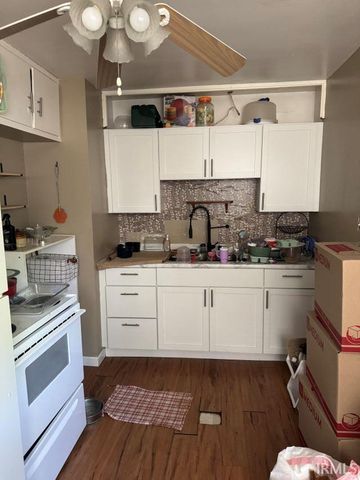 1721 Obrien Street, South Bend, IN 46628