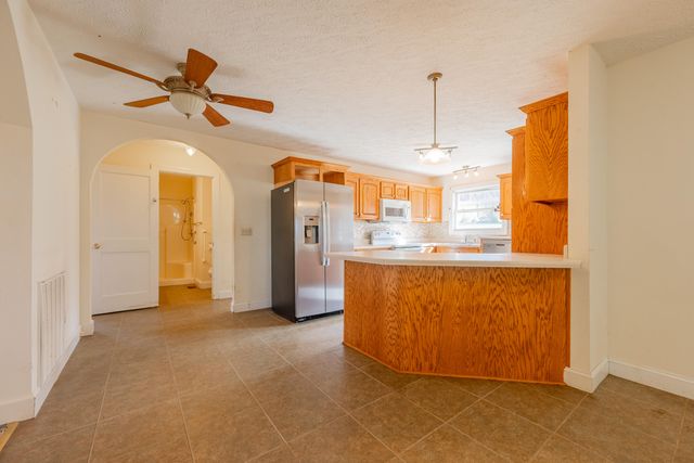 508 Whitelocke RD, Floyd, VA 24091