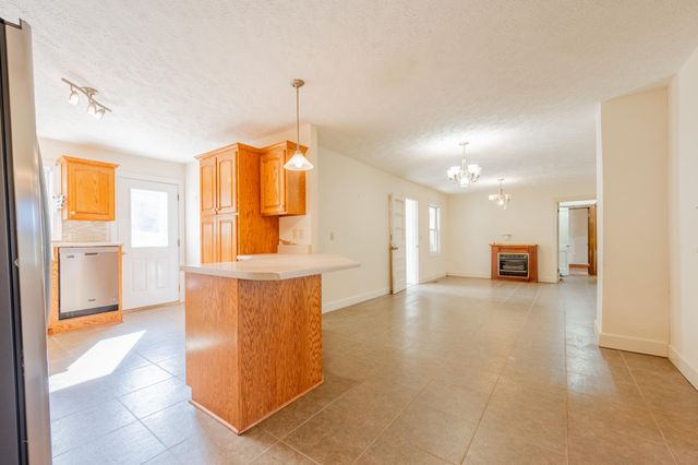 508 Whitelocke RD, Floyd, VA 24091