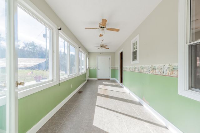 508 Whitelocke RD, Floyd, VA 24091