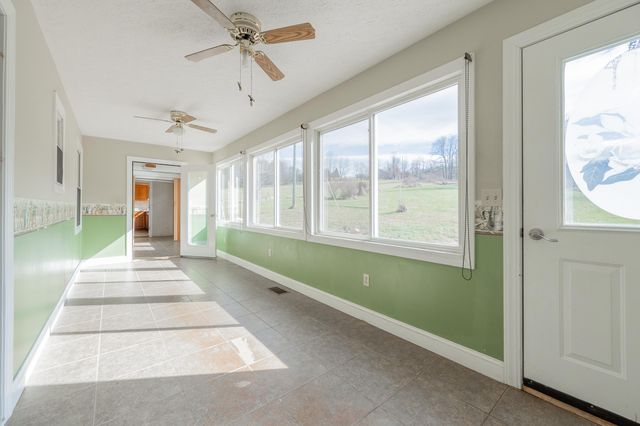 508 Whitelocke RD, Floyd, VA 24091