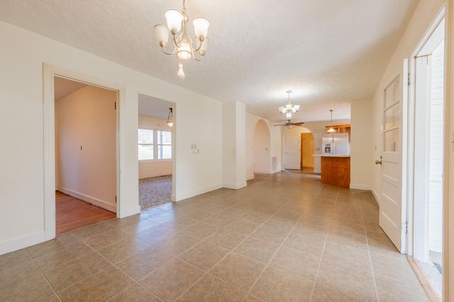 508 Whitelocke RD, Floyd, VA 24091