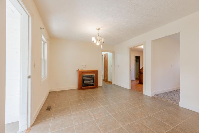 508 Whitelocke RD, Floyd, VA 24091