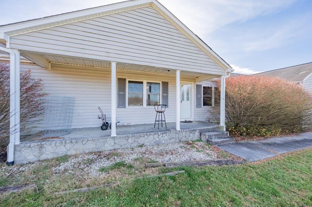 508 Whitelocke RD, Floyd, VA 24091