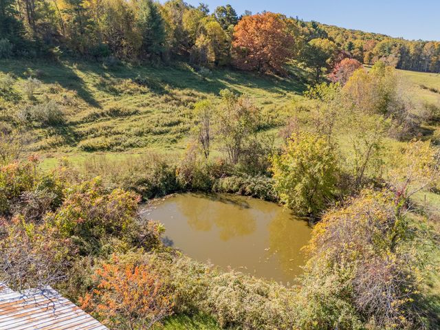 508 Whitelocke RD, Floyd, VA 24091