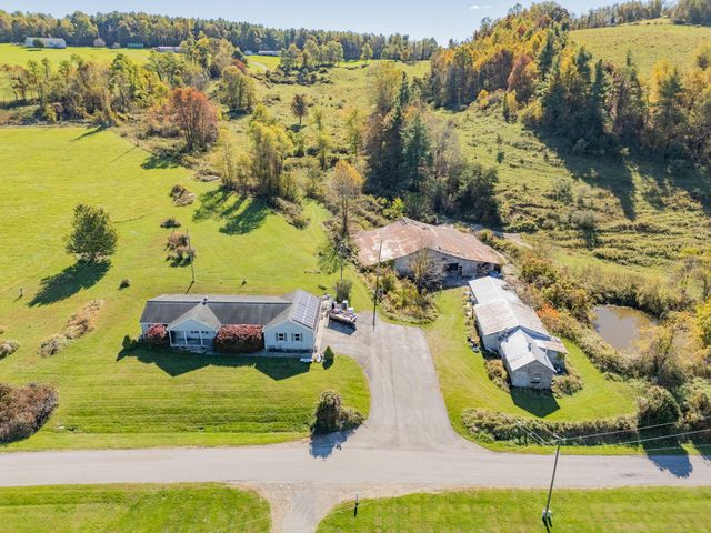 508 Whitelocke RD, Floyd, VA 24091