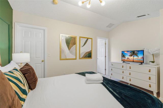 8426 SECRET KEY COVE, Kissimmee, FL 34747