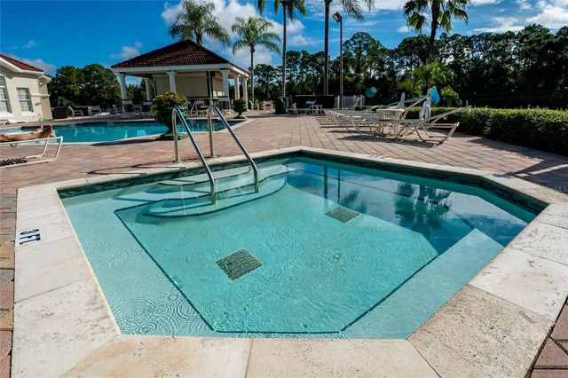 8426 SECRET KEY COVE, Kissimmee, FL 34747