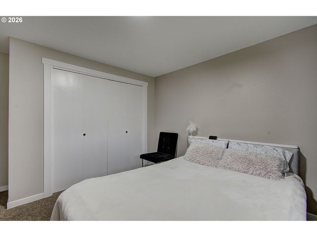 5701 Ne 204TH Ct, Vancouver, WA 98682