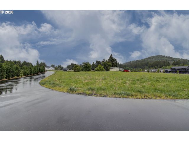 5701 Ne 204TH Ct, Vancouver, WA 98682