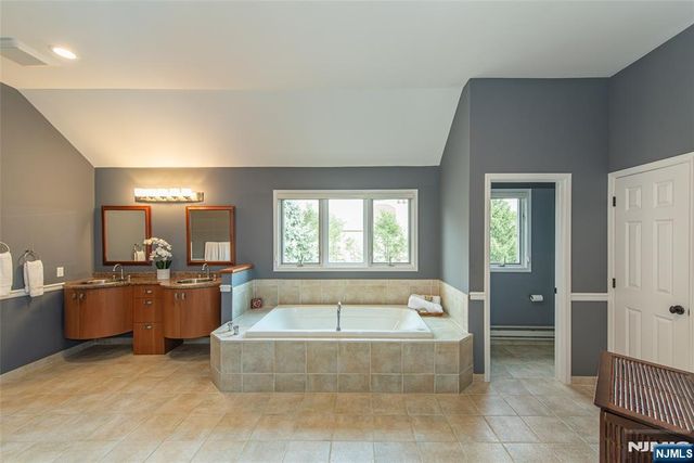 20 Doremus Drive, Montville Township, NJ 07082