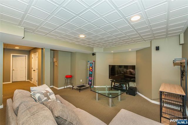 20 Doremus Drive, Montville Township, NJ 07082