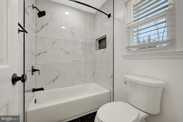 1108 BELLVIEW RD, Mclean, VA 22102