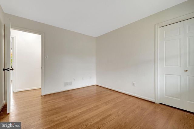 1108 BELLVIEW RD, Mclean, VA 22102