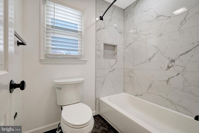 1108 BELLVIEW RD, Mclean, VA 22102