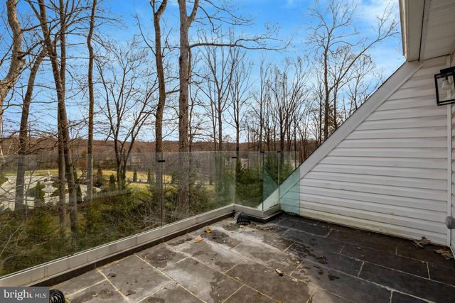 1108 BELLVIEW RD, Mclean, VA 22102