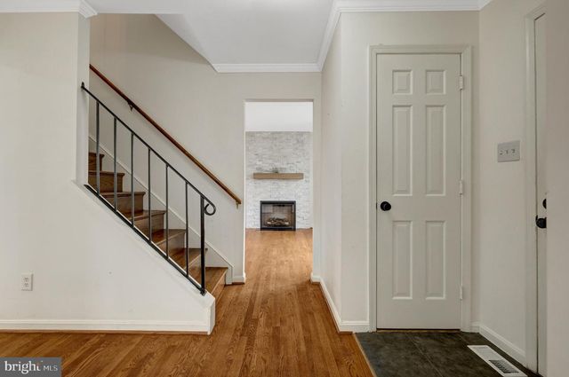 1108 BELLVIEW RD, Mclean, VA 22102