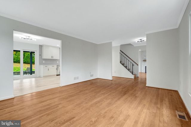 1108 BELLVIEW RD, Mclean, VA 22102