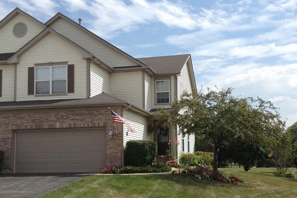 1514 Keystone Court, Elgin, IL 60120