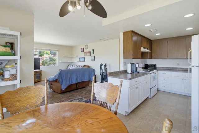 14371-73 Old Highway 80, El Cajon - Lake Jennings, CA 92021