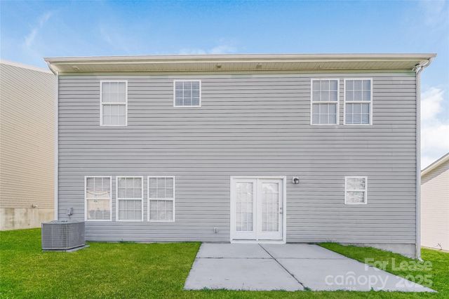 11123 SilverGlen Lane, Charlotte, NC 28262