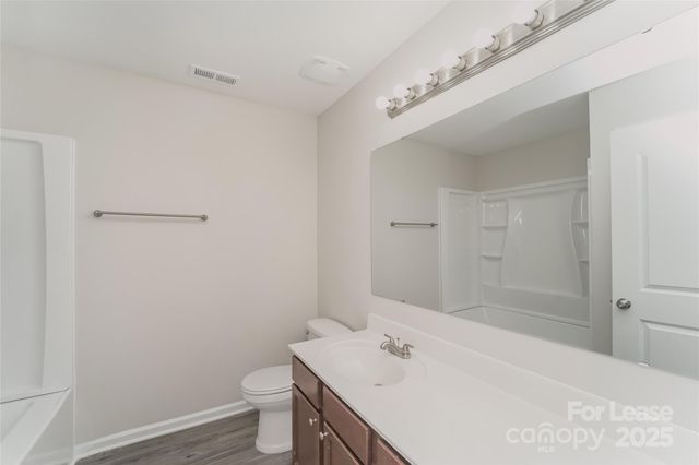 11123 SilverGlen Lane, Charlotte, NC 28262