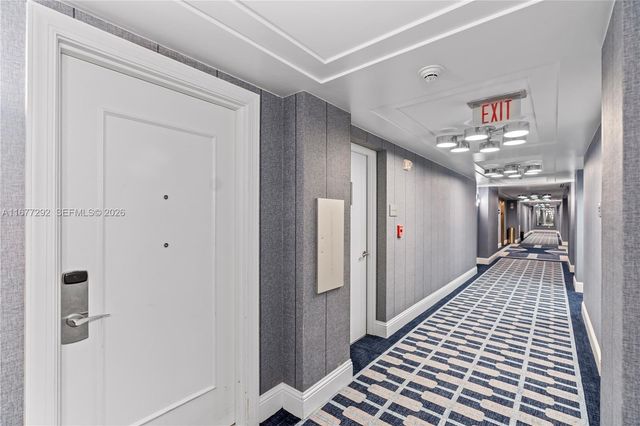 4401 Collins Ave 915, Miami Beach, FL 33140