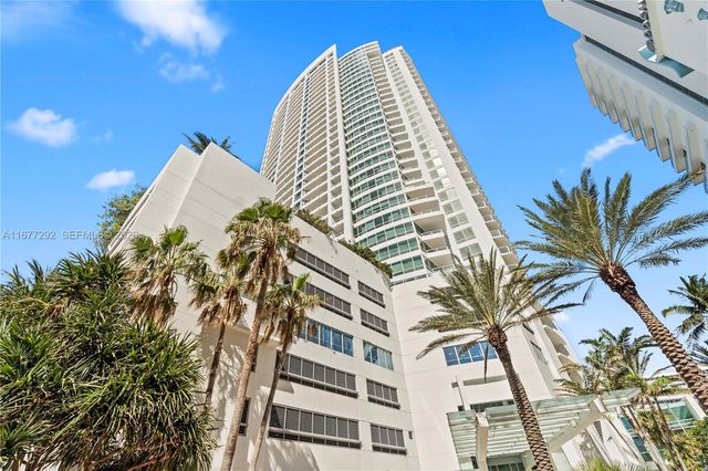 4401 Collins Ave 915, Miami Beach, FL 33140