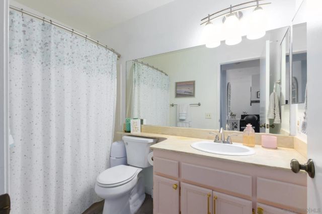 2825 Andover Avenue, Carlsbad, CA 92010