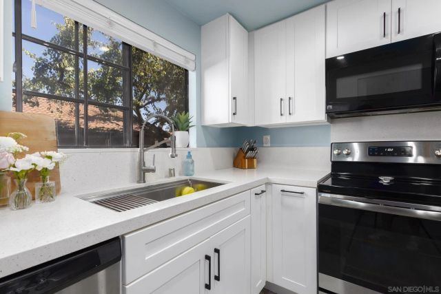 2825 Andover Avenue, Carlsbad, CA 92010