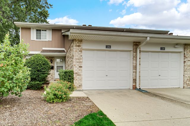 1264 Reading Court, Wheaton, IL 60189