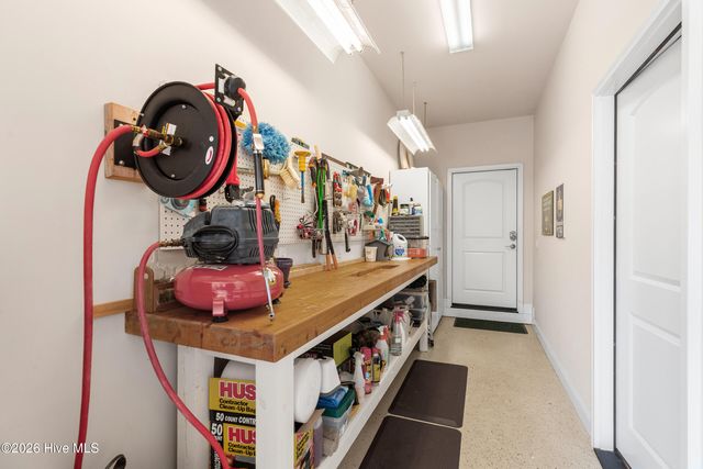 214 Fayemarsh Road, Wilmington, NC 28412