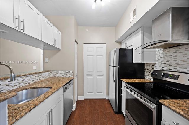 3102 Tuscany Way 3102, Boynton Beach, FL 33435