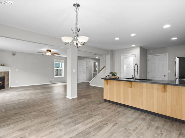 4103 Ne 165TH Pl, Vancouver, WA 98682