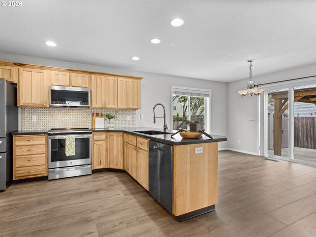 4103 Ne 165TH Pl, Vancouver, WA 98682