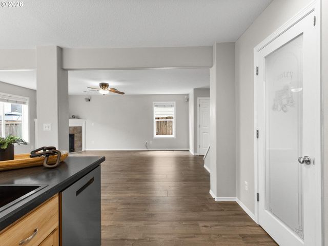 4103 Ne 165TH Pl, Vancouver, WA 98682