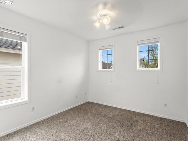 4103 Ne 165TH Pl, Vancouver, WA 98682