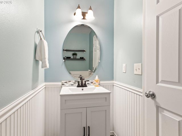 4103 Ne 165TH Pl, Vancouver, WA 98682