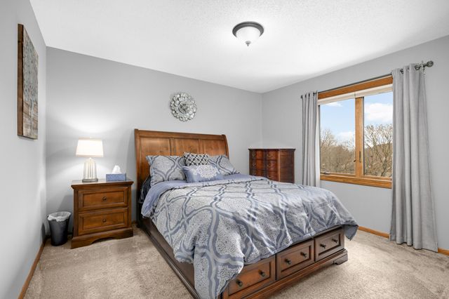 8682 Flamingo Drive, Chanhassen, MN 55317