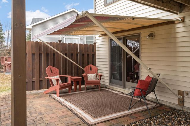 8682 Flamingo Drive, Chanhassen, MN 55317