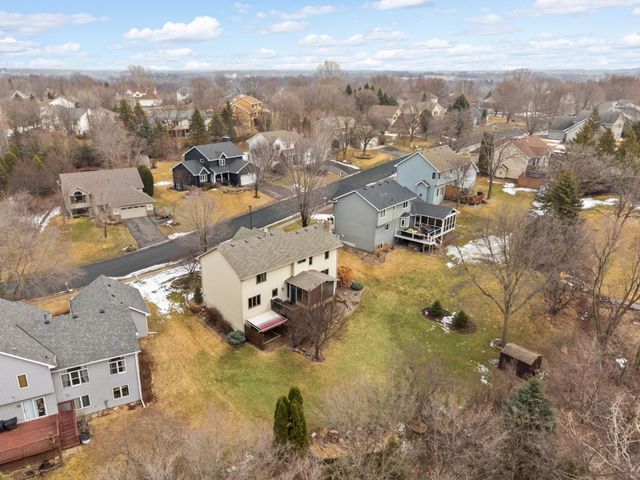 8682 Flamingo Drive, Chanhassen, MN 55317