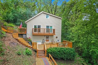 7215 Summit Drive, Wonder Lake, IL 60097