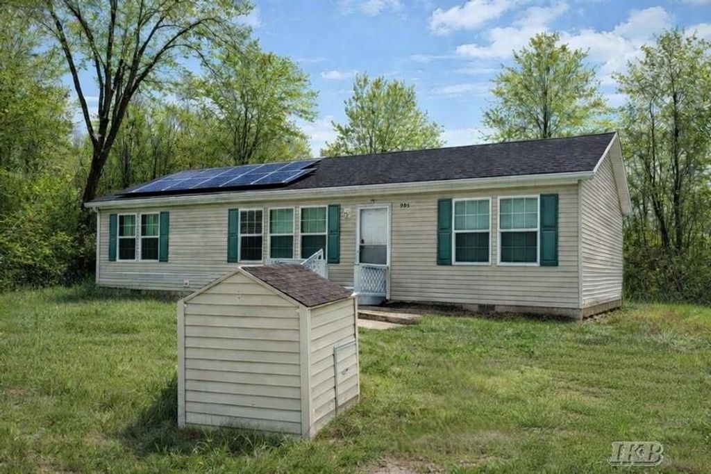 993 Easton Road, Gladwin, MI 48624