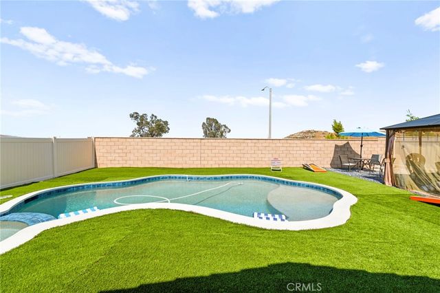 29550 Woodcreek Trail, Winchester, CA 92596