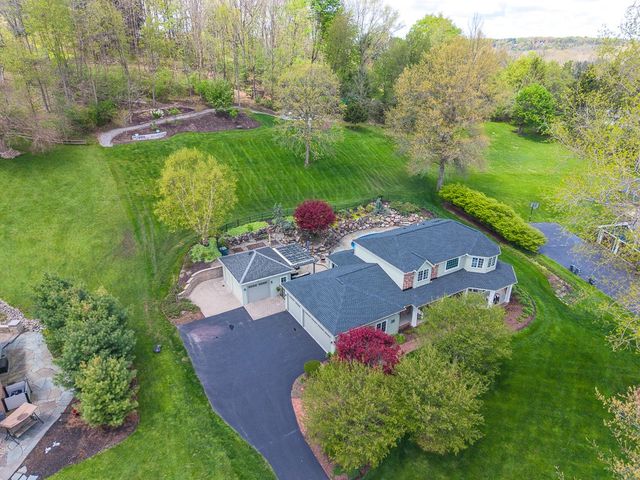 35 Thunder Ridge Drive, Rush, NY 14543