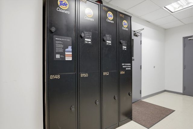 1440 N Lake Shore Drive 5F, Chicago, IL 60610