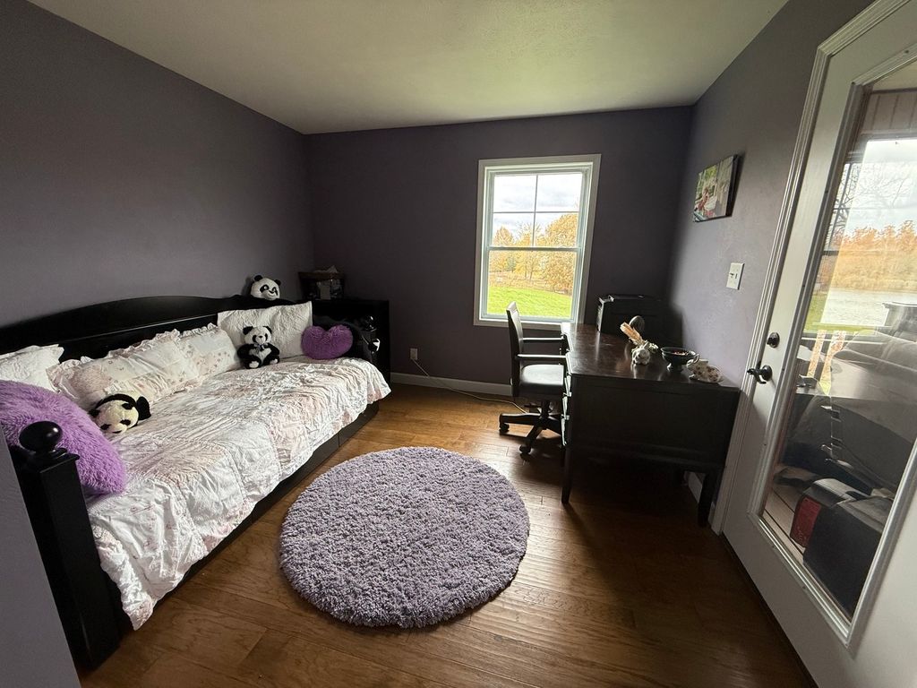 Image 57 of property listing at 3351 N McGeesville Road, Carbondale, IL 62902
