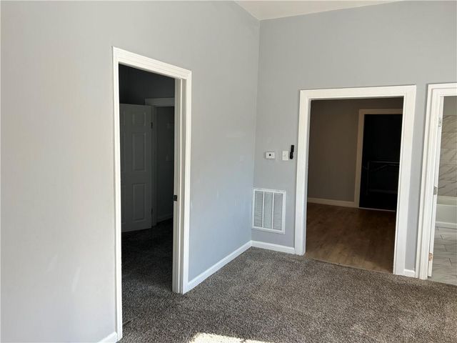 2023 Montgall Avenue, Kansas City, MO 64127