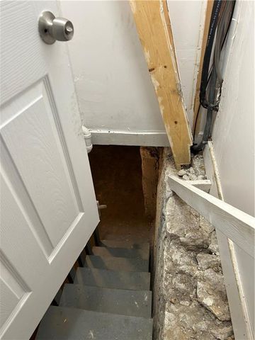 2023 Montgall Avenue, Kansas City, MO 64127