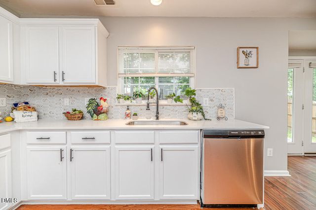 152 Trayesan Drive, Holly Springs, NC 27540